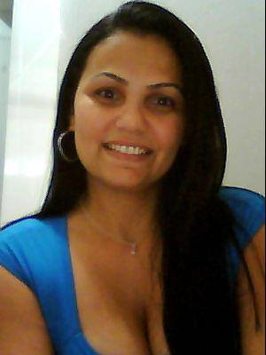 escritora Luciana Carvalho dos Reis